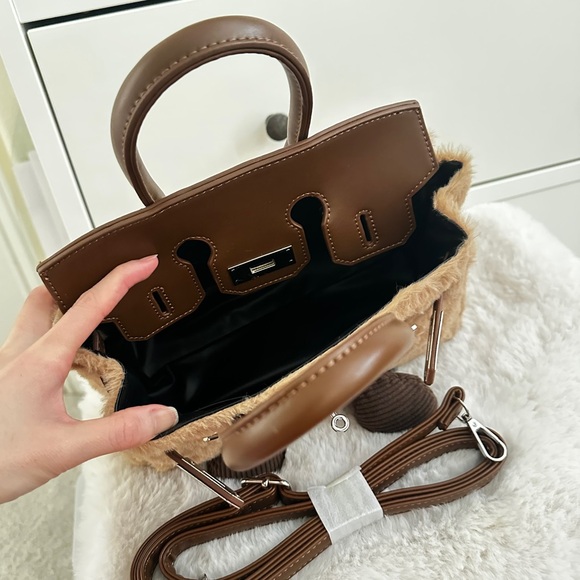 DARK BEIGE TikTok Jellykin JellyCat Plush Handbag with Smiley Face double Handle - Picture 10 of 13